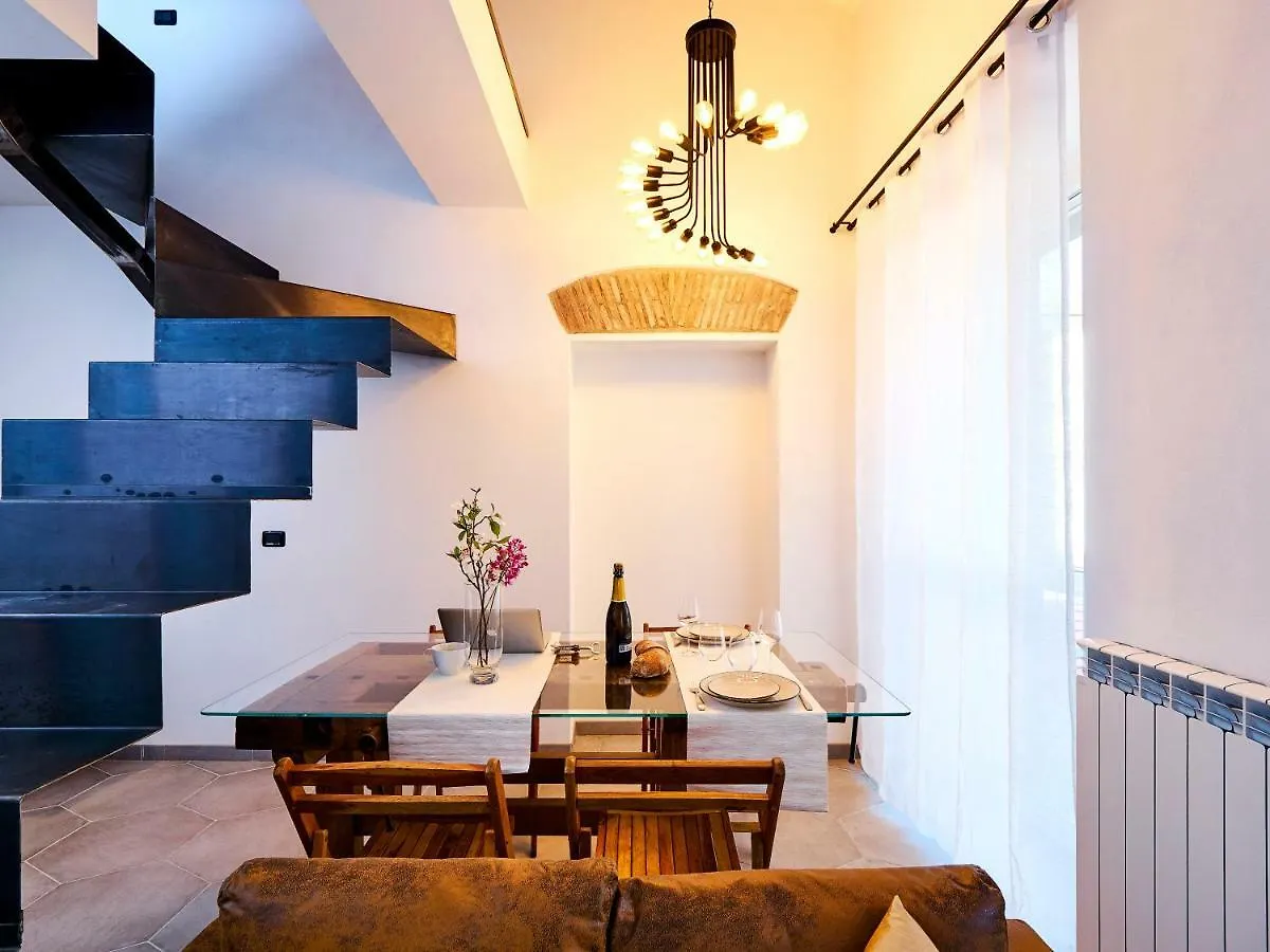 21 Lake Sweet Home Como Apartment